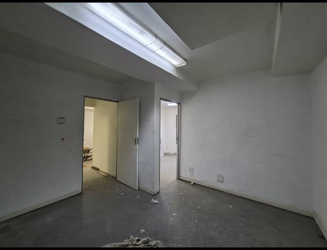 56M² OFFICE TO LET IN MELVILLE